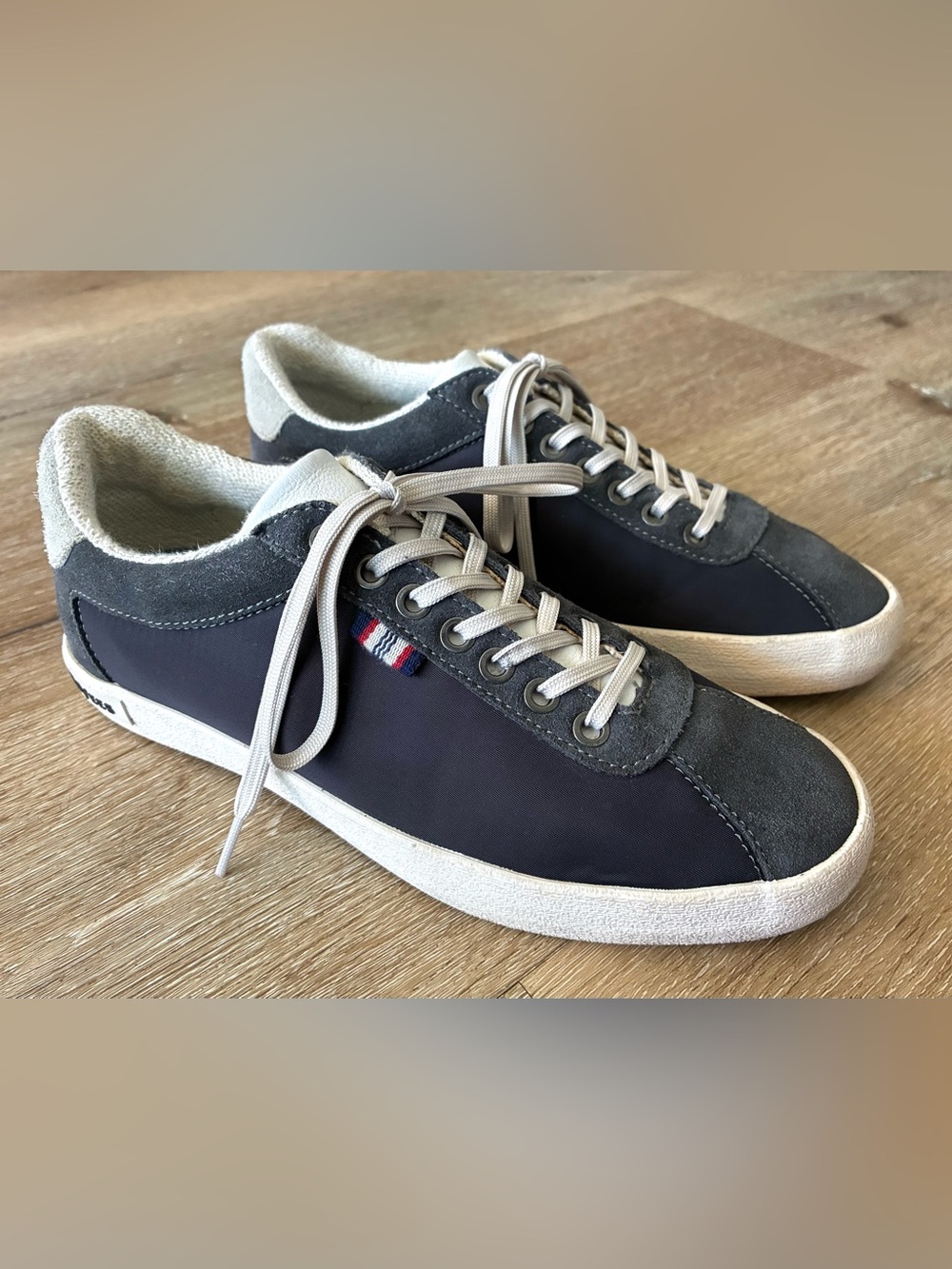 SeaVees Men's Expo Blue Sneakers  Nylon And Suede Size US 7 UK 6 EU 40